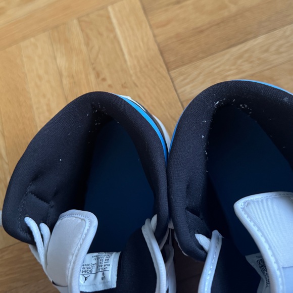 Air Jordan 1 Mid 'University Blue’ - Picture 11 of 12